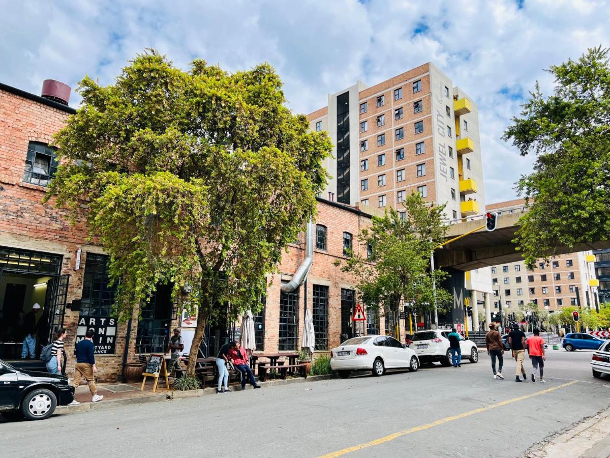 City Living Apartment 119 - Washer, 4K Tv, Fast Wifi, & Sunny Balcony Johannesburg Exterior foto